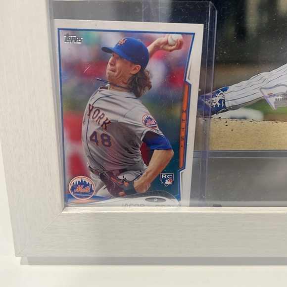 Jacob degrom rookie card and signed autograph 8x10 photo in 11x14 frame - Picture 4 of 8